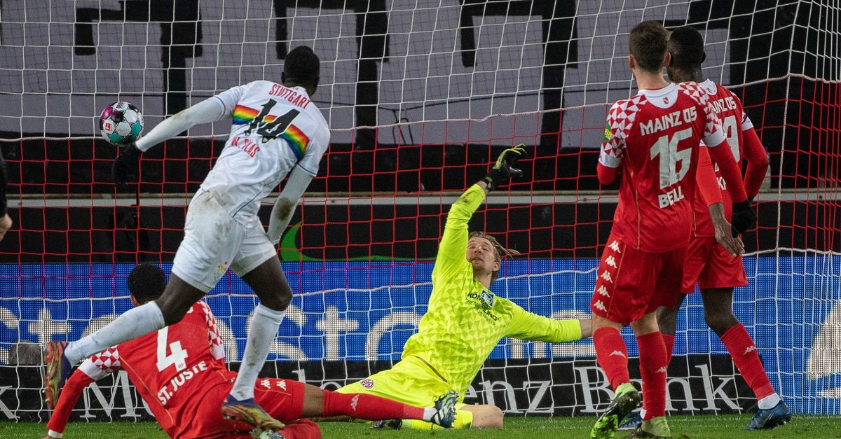 Stuttgart 2-0 Mainz Maç Özeti