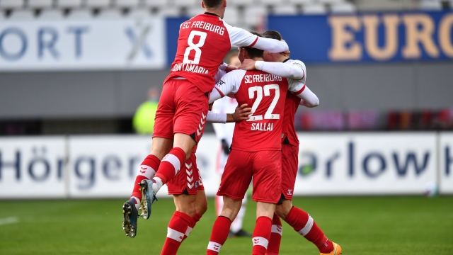 Freiburg 5-0 Köln Maç Özeti