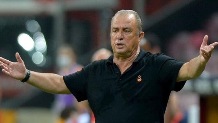 Terim, bir basın mensubunun; ‘İlk yarıda hayal kırıklığını ne oldu?’ sorusuna da, “Hayal kırıklıkları 39 puanı az olarak değerlendiriyorum. Hayal kırıklığı olarak ilk yarı kaybettiğimiz gereksiz puanlar diye söyleyebiliriz” cevabını verdi.