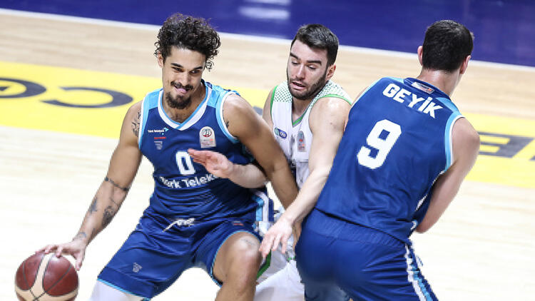 ING Basketbol Süper Ligi'nde TOFAŞ, Türk Telekom'U 78-64 mağlup etti.
