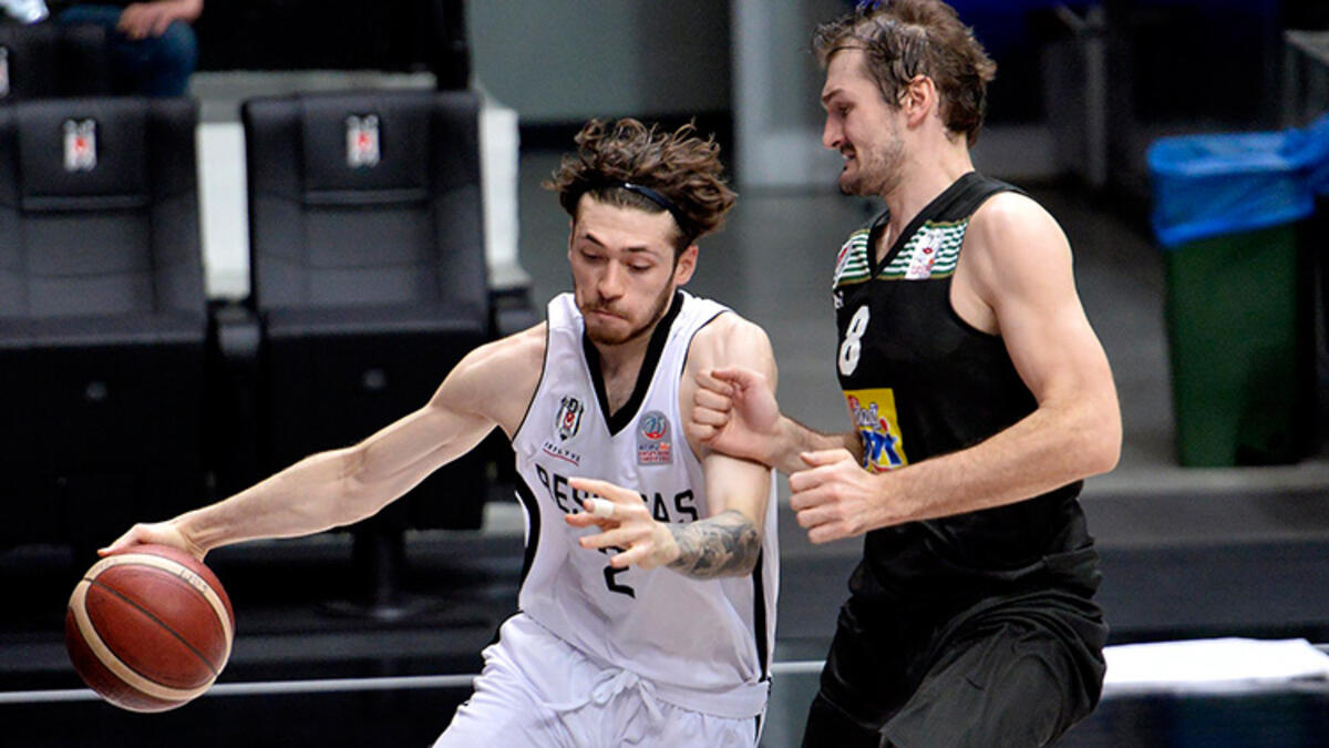 ING Basketbol Süper Ligi'nde Frutti Extra Bursaspor, Beşiktaş'ı 84-69 mağlup etti.