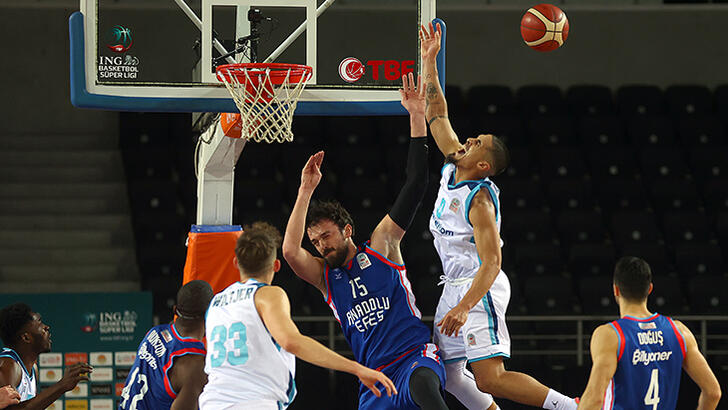 ING Basketbol Süper Ligi'nde Anadolu Efes, deplasmanda Türk Telekom'u 86-84 mağlup etti.