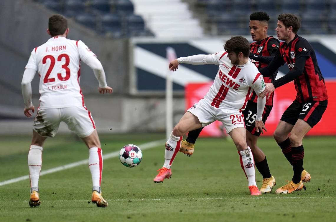 Frankfurt 2-0 Köln Maç Özeti