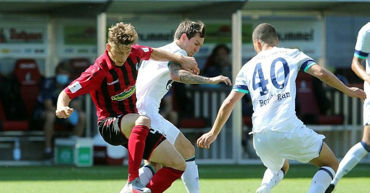 Freigburg 4-0 Schalke 04 Maç Özeti