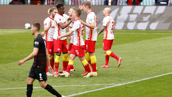 Leipzig 2-0 Stuttgart Maç Özeti