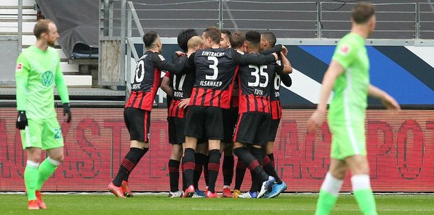 Frankfurt 4-3 Wolfsburg Maç Özeti